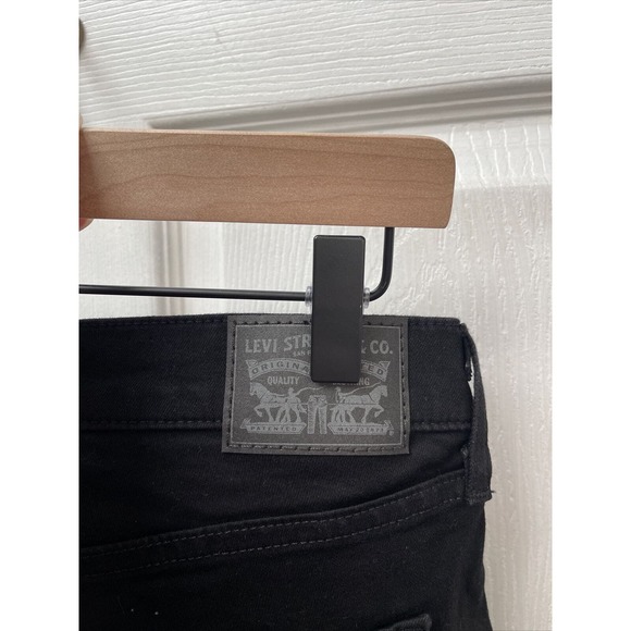 NWT Levis Women’s Black‎ Stretchy Classic Straight Size 10 30x28 - Picture 5 of 6